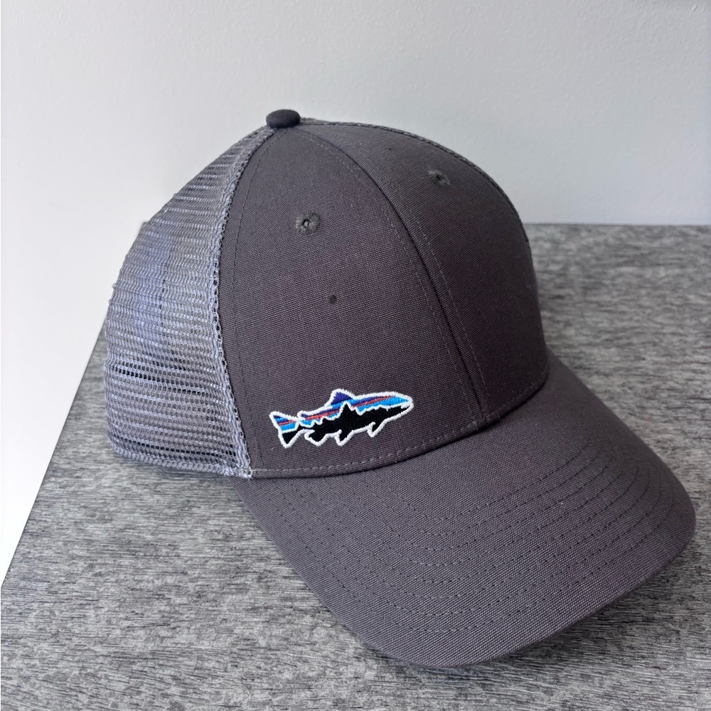 Patagonia Trucker Hat Cap Snapback Grey Mesh